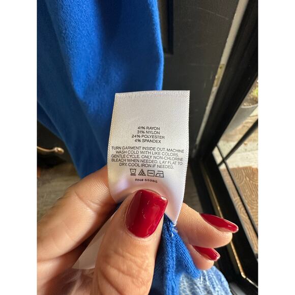 NWT Express Women's B;ue Long Sleeve Turtleneck Oversized Sweater Size XL - Picture 7 of 9